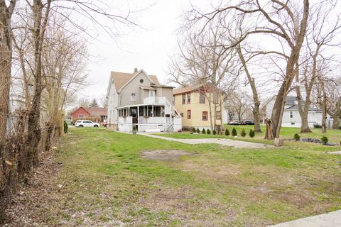Tiny photo for 732 N Dearborn Avenue, Kankakee, IL 60901 (MLS # 12634303)