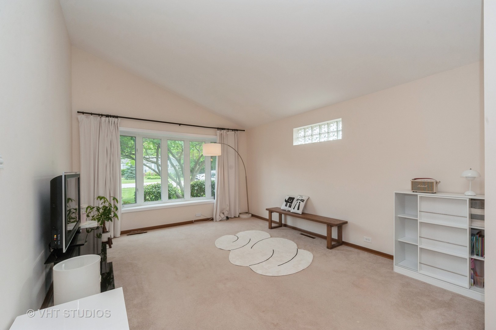 532 Warren Road