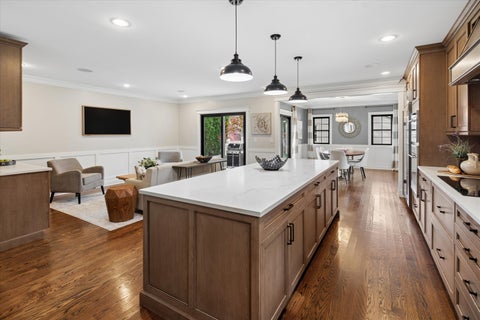 Tiny photo for 4412 W Bryn Mawr Avenue, Chicago, IL 60646 (MLS # 12731348)