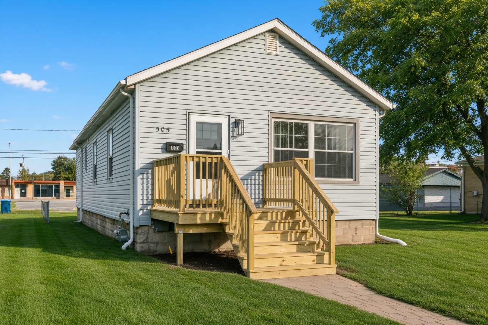 505 Greenbay Avenue
