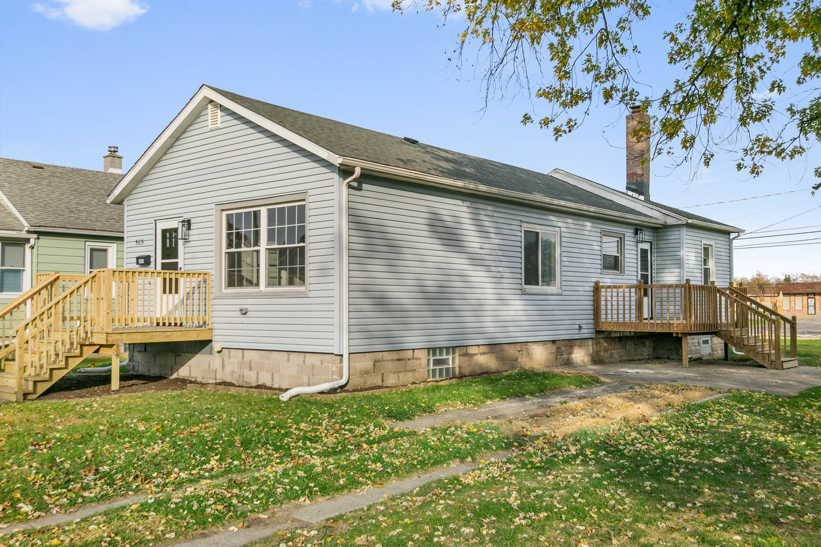 505 Greenbay Avenue