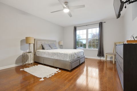 Tiny photo for 611 Woodbridge Drive, Elgin, IL 60124 (MLS # 12507515)