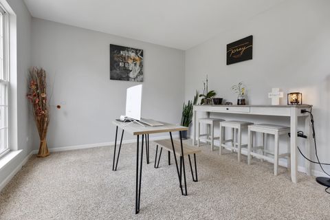 Tiny photo for 611 Woodbridge Drive, Elgin, IL 60124 (MLS # 12507515)