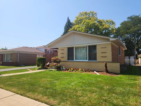 A home in Oak Lawn