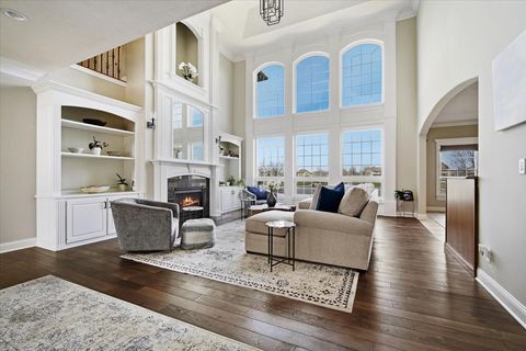 Tiny photo for 5 Mackenzie Court, Bloomington, IL 61704 (MLS # 12612899)