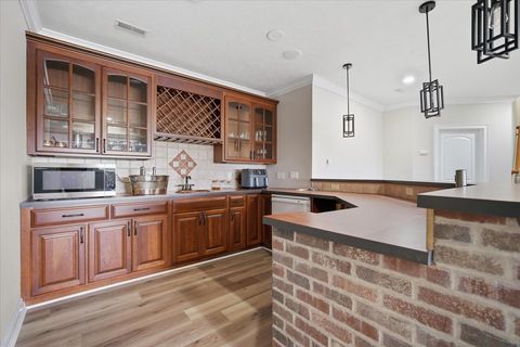 Tiny photo for 5 Mackenzie Court, Bloomington, IL 61704 (MLS # 12612899)