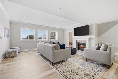 Tiny photo for 5 Mackenzie Court, Bloomington, IL 61704 (MLS # 12612899)