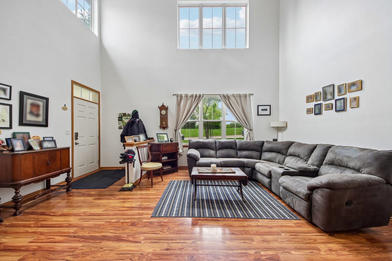 502 Heritage Court