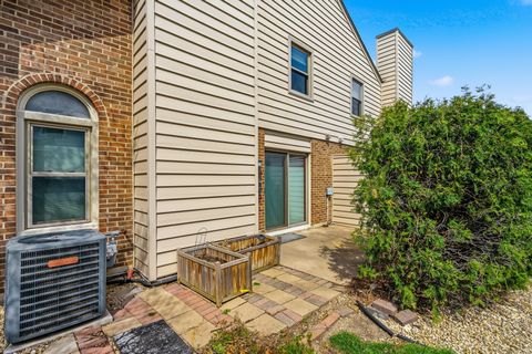 Tiny photo for 15534 Whitehall Lane, Orland Park, IL 60462 (MLS # 12562677)