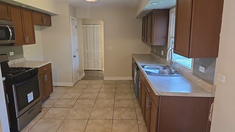 Tiny photo for 15333 Cherry Lane, Markham, IL 60428 (MLS # 12499472)