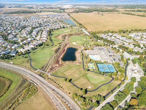 Tiny photo for 920 Prescott Lane, Pingree Grove, IL 60140 (MLS # 12483967)