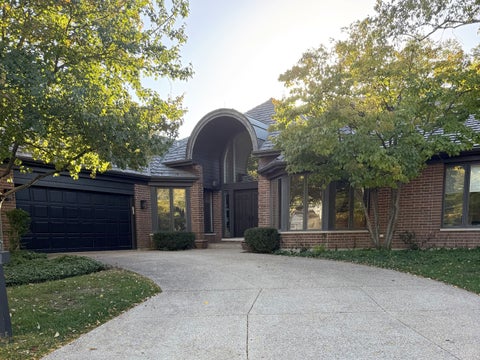 Photo of 1630 Freesia Court, Highland Park, IL 60035 (MLS # 12784070)
