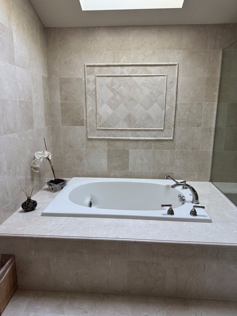 Tiny photo for 1630 Freesia Court, Highland Park, IL 60035 (MLS # 12784070)