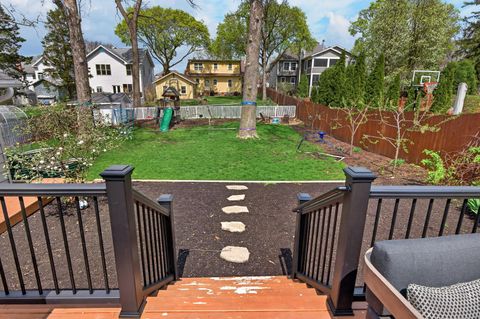 Tiny photo for 607 E Evergreen Street, Wheaton, IL 60187 (MLS # 12627368)