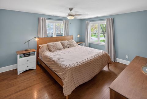 Tiny photo for 607 E Evergreen Street, Wheaton, IL 60187 (MLS # 12627368)