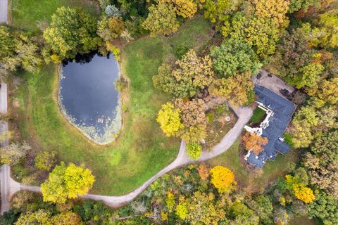 Tiny photo for 5N847 Surrey Road, Wayne, IL 60184 (MLS # 12389226)