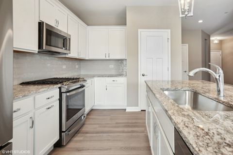 Tiny photo for 276 Masters Drive, Addison, IL 60101 (MLS # 12437697)