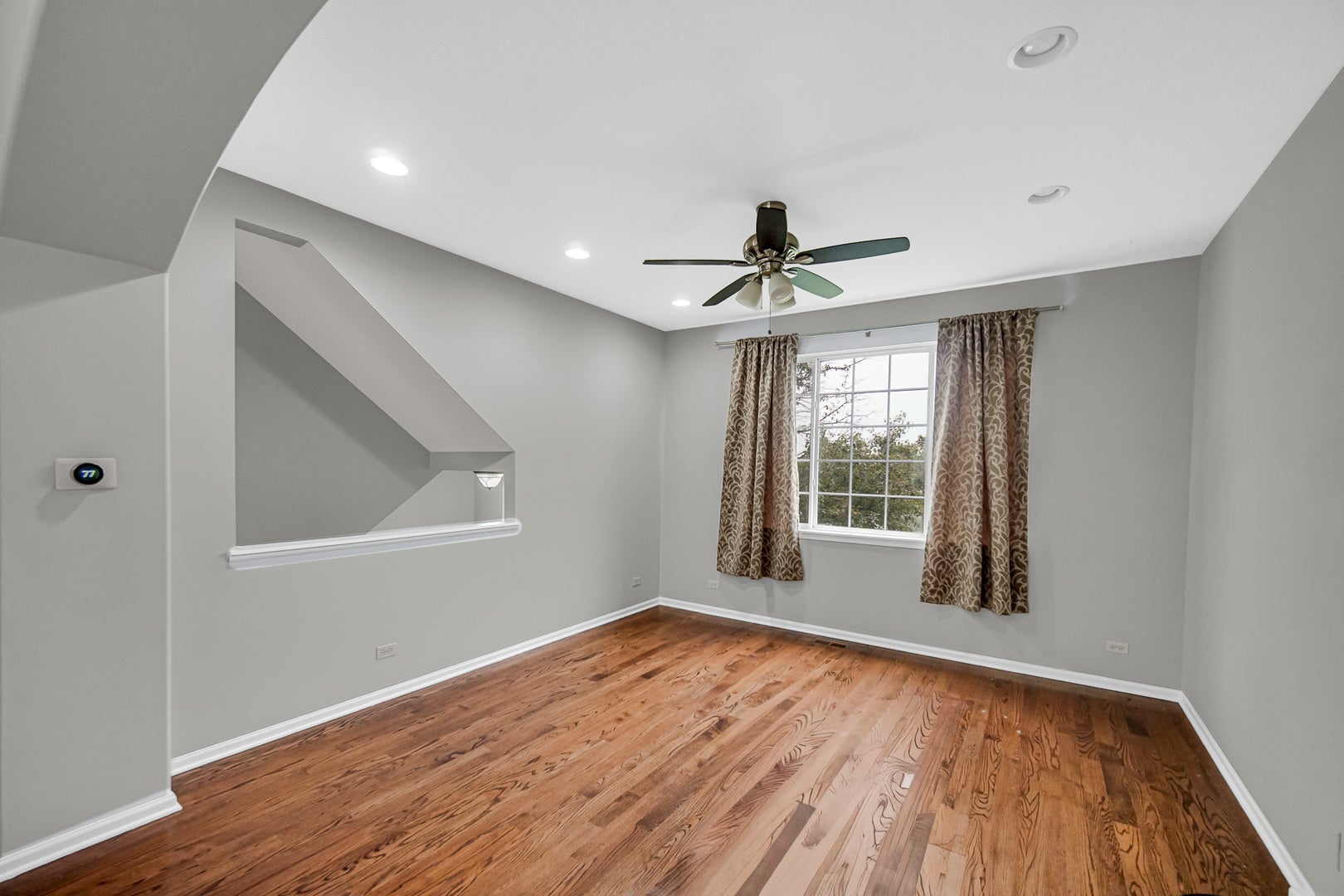 2392 Oakfield Court
