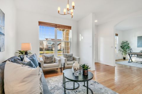 Tiny photo for 34239 N Larkspur Court, Round Lake, IL 60073 (MLS # 12519936)