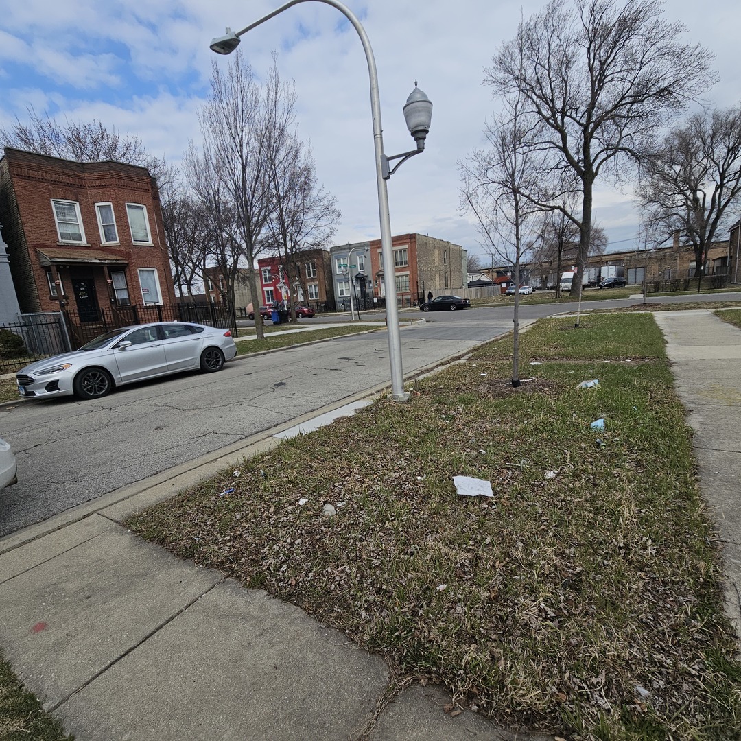231 N La Crosse Avenue