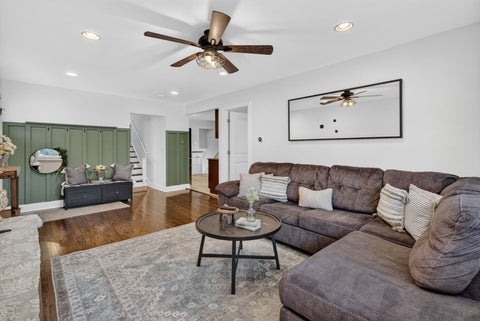 Tiny photo for 1043 Walter Street, Lemont, IL 60439 (MLS # 12721042)