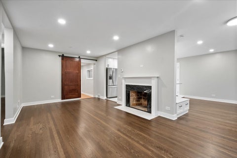 Tiny photo for 7087 N McAlpin Avenue, Chicago, IL 60646 (MLS # 12694082)