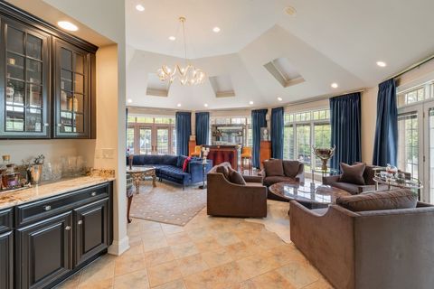 Tiny photo for 55 S Wynstone Drive S, North Barrington, IL 60010 (MLS # 12650375)
