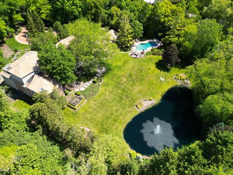 Tiny photo for 55 S Wynstone Drive S, North Barrington, IL 60010 (MLS # 12650375)