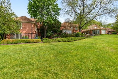 Tiny photo for 55 S Wynstone Drive S, North Barrington, IL 60010 (MLS # 12650375)
