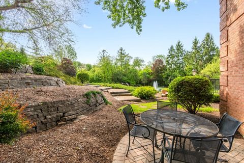 Tiny photo for 55 S Wynstone Drive S, North Barrington, IL 60010 (MLS # 12650375)