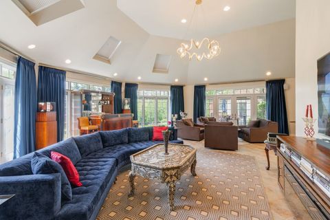 Tiny photo for 55 S Wynstone Drive S, North Barrington, IL 60010 (MLS # 12650375)