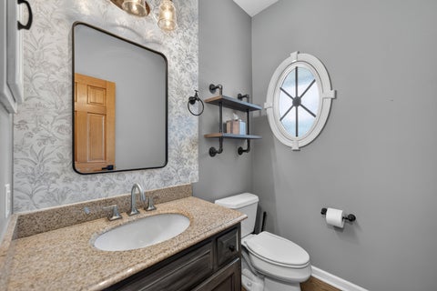 Tiny photo for 305 Windsor Circle, St. Charles, IL 60175 (MLS # 12745865)