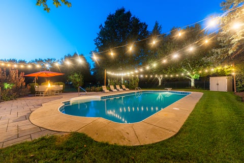 Tiny photo for 305 Windsor Circle, St. Charles, IL 60175 (MLS # 12745865)