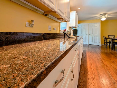 Tiny photo for 910 E Cherry Lane, Arlington Heights, IL 60004 (MLS # 12758378)