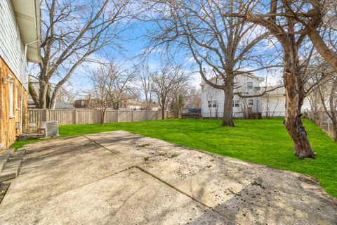 Tiny photo for 3712 Beech Street, Flossmoor, IL 60422 (MLS # 12608154)
