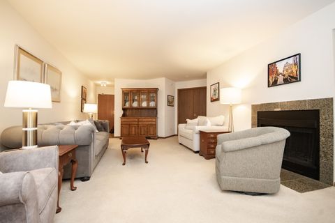 Tiny photo for 1744 Eastwood Court #4, Schaumburg, IL 60195 (MLS # 12413045)
