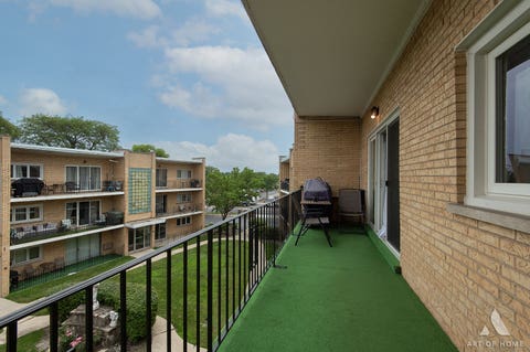 Tiny photo for 10316 S Pulaski Road #303, Oak Lawn, IL 60453 (MLS # 12702065)