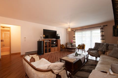Tiny photo for 10316 S Pulaski Road #303, Oak Lawn, IL 60453 (MLS # 12702065)
