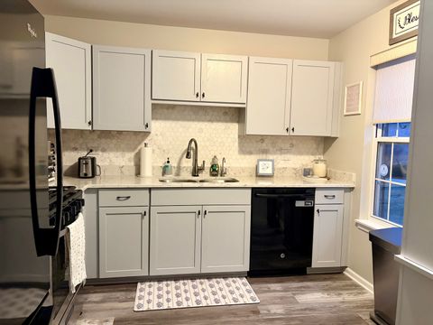 Tiny photo for 350 Crystal Ridge Drive #350, Crystal Lake, IL 60014 (MLS # 12573957)