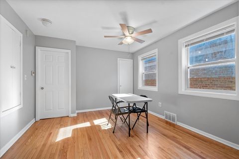 Tiny photo for 6707 N Whipple Street, Chicago, IL 60645 (MLS # 12504198)