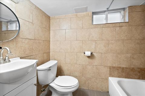 Tiny photo for 6707 N Whipple Street, Chicago, IL 60645 (MLS # 12504198)