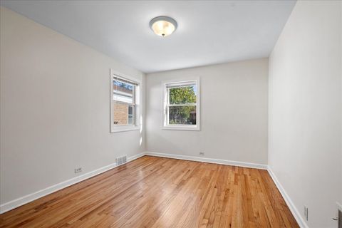 Tiny photo for 6707 N Whipple Street, Chicago, IL 60645 (MLS # 12504198)