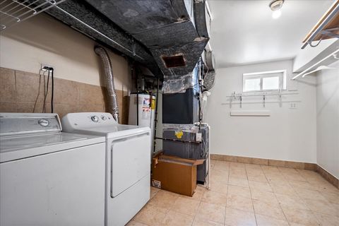 Tiny photo for 6707 N Whipple Street, Chicago, IL 60645 (MLS # 12504198)