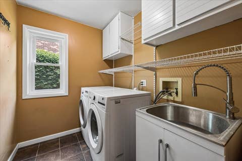 Tiny photo for 1040 N Charles Street, Naperville, IL 60563 (MLS # 12672987)