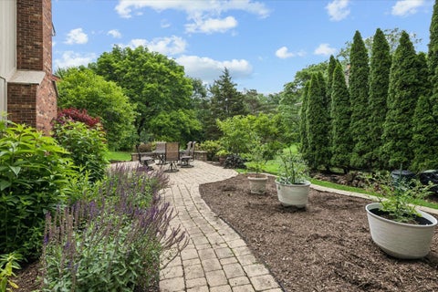 Tiny photo for 1040 N Charles Street, Naperville, IL 60563 (MLS # 12672987)