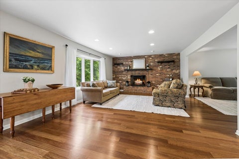 Tiny photo for 1040 N Charles Street, Naperville, IL 60563 (MLS # 12672987)
