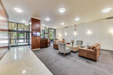 Tiny photo for 6007 N Sheridan Road #16F, Chicago, IL 60660 (MLS # 12587363)