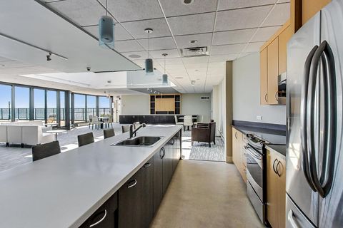 Tiny photo for 6007 N Sheridan Road #16F, Chicago, IL 60660 (MLS # 12587363)