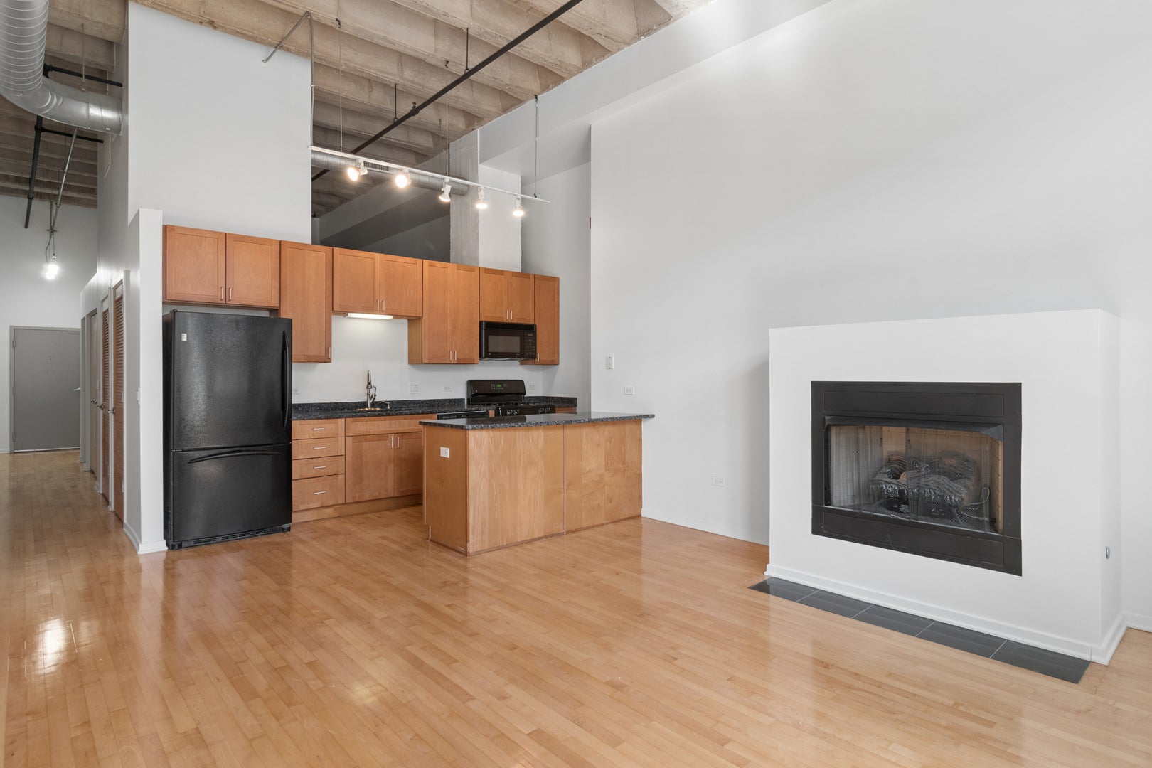 1645 W Ogden Avenue 303