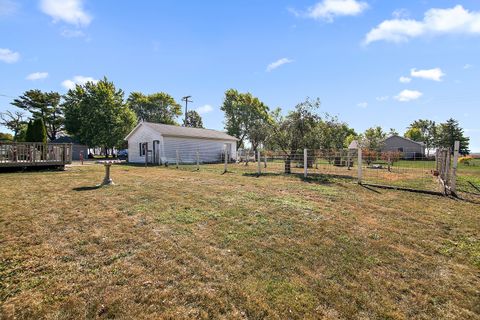 Tiny photo for 126 E Cleveland Street, Cullom, IL 60929 (MLS # 12488323)